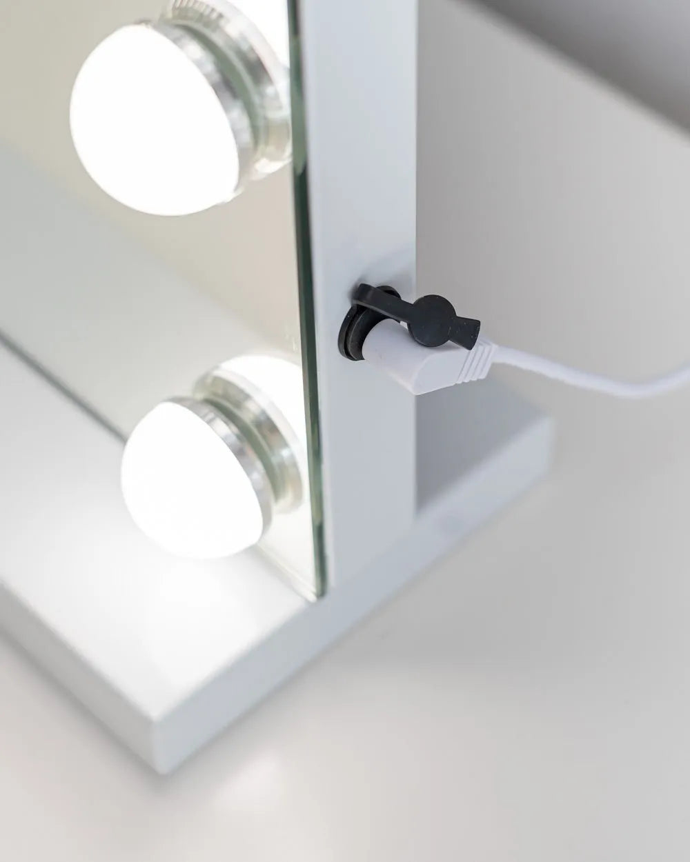 Miroir de Maquillage Lumineux — 15 Ampoules LED, 3 Tons de Lumière Ajustables, Commandes Tactiles